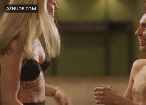 100 WOMEN NUDE SCENES AZNude