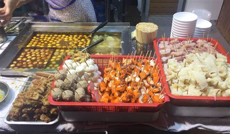 A Guide to Hong Kong Street Food: Sweet, Savoury & Washing It All Down ...