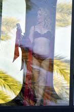 Heidi Montag Pratt Puts With Spencer Pratt While Shopping Luxury Lingerie Shop Leperla On Rodeo