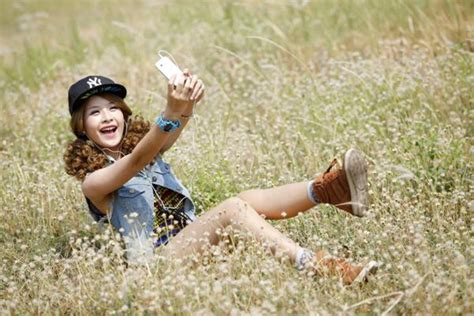 Chi Pu bật mí bí quyết trở thành hot girl đáng yêu