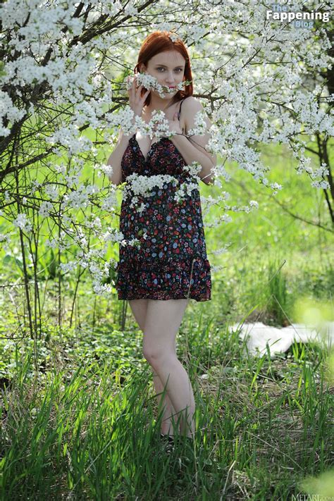 Raquel Nude Vibrant Day Fappening