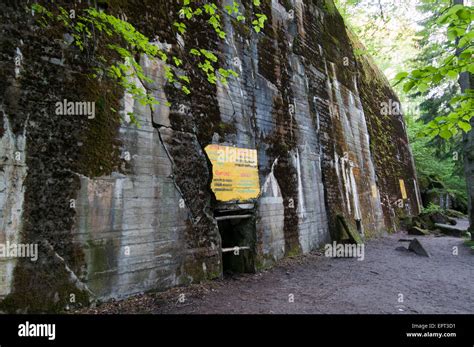 Adolf Hitler Bunker Fotos Und Bildmaterial In Hoher Aufl Sung Alamy