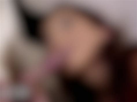 Julie Skyhigh Wearing a Sexy Lingerie in a Hot Threesome Vidéos Porno Gratuites YouPorn