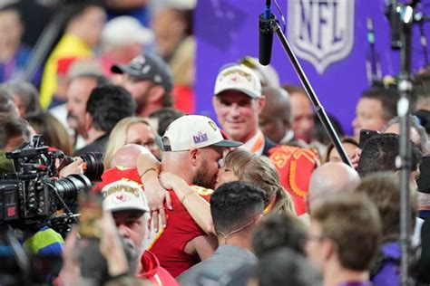 "Канзас Сити Чийфс" взе "Супербоул" след драма в продължението