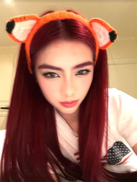 Pin By Anj On Bini Mikha Pretty Brunette Tiktok Style Red Hair