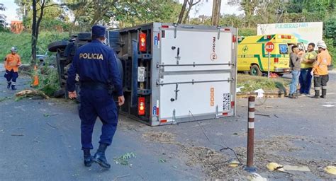 Tres Lesionados Deja Fuerte Accidente En Santa Ana El Blog