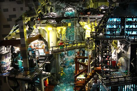 Batman Super Fan Builds the Ultimate LEGO Batcave | ScreenRant