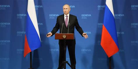 SRF überträgt Wladimir Putins Pressekonferenz nur auf Russisch