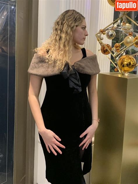 Luna Santeusanio Joana R S Carvalho Nude OnlyFans Photo Fapullo