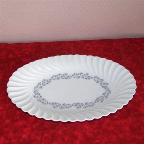 PLAT OVALE EN porcelaine de limoges modèle torse Gentiane par Haviland