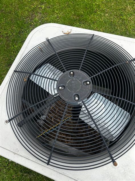 Bryant Air Conditioning unit - Air Conditioners - Bowling Green