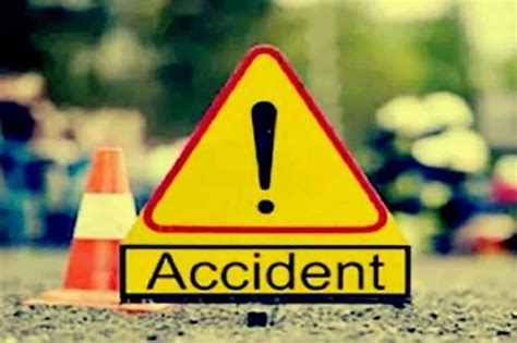hyd tragic road accident claims  life leaves  injured