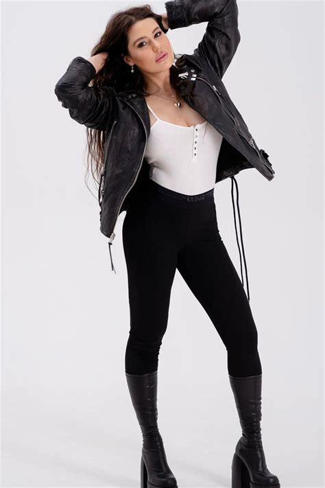 Charming Olga Y O From Kiev With Blonde Hair ID LadaDate