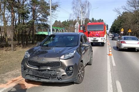 Niepor T Zderzenie Kii Audi I Volkswagena Na Ulicy Jana Kazimierza W