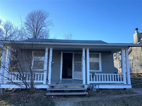 104 S Ralston St Rentals In Sugar Creek Mo
