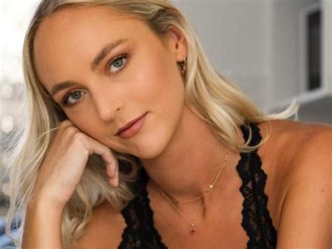 Controversial Sex Worker Bonnie Blues Australian Visa Cancelled Over Schoolies Stunt News