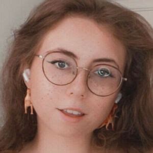 Heather Alyse Becker Nude Photo 0094