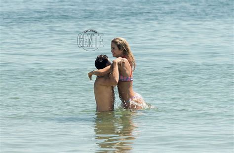 Flor Vigna Impecable En Bikini Disfrutando Con Nico Estamos De Mini Vacaciones Infobae
