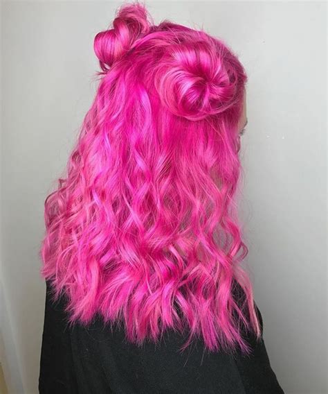 hot pink hair extensions - Dale Rooney