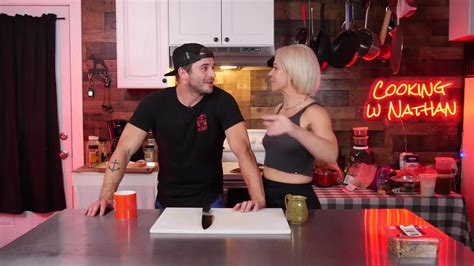 Hottie Talking About Sex While Cooking On A Show Cnn Amador