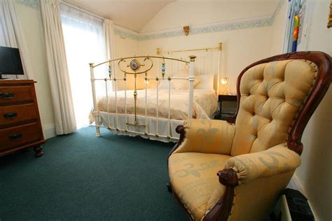 The Lodge On Elizabeth Hotel Accommodation Hobart Tasmania Gallery
