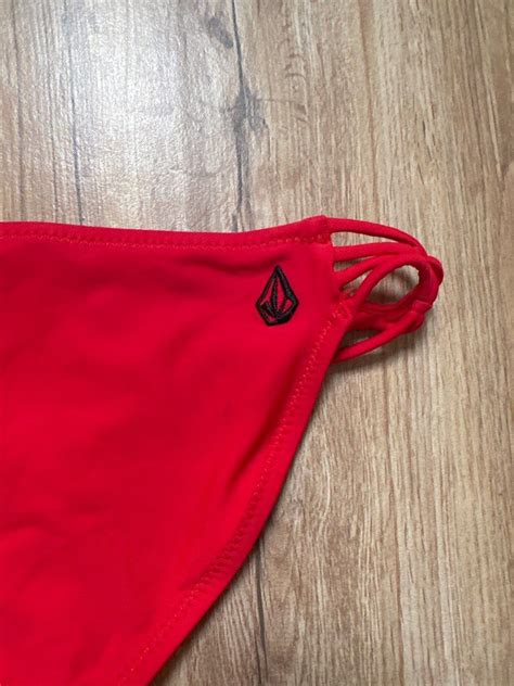 Volcom Bikini Women S Fashion Swimwear Bikinis Swimsuits On Carousell