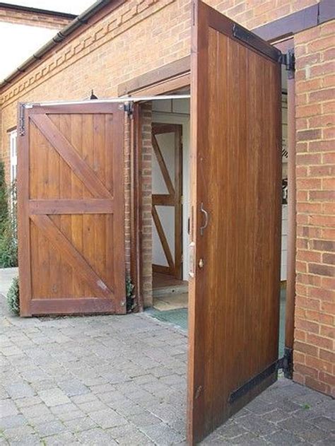 Как сделать дверь в гараж своими руками: Учимся делать надежные двери в ...