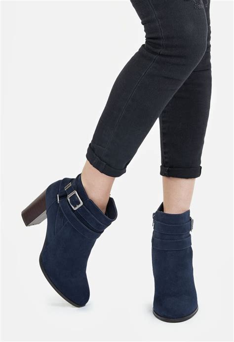 Reni in Reni - Get great deals at JustFab