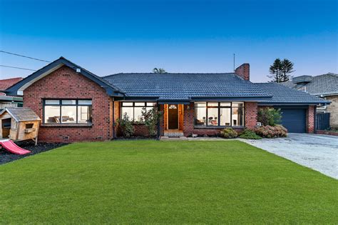 154 Police Road Springvale Vic 3171 Domain