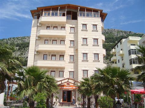 Trevi Bar And Restaurant Shëngjin