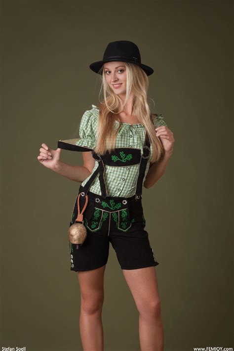 Naked Carisha Maja In Bavarian Dream