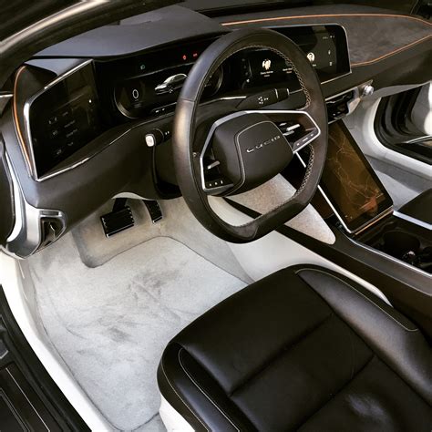 Santa Cruz interior after 10 minutes. | Lucid Owners - Lucid Motors Forum