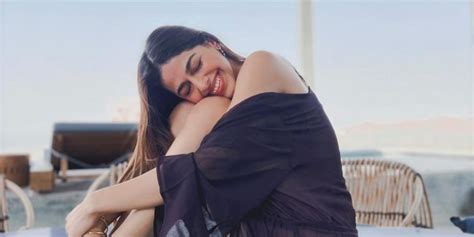 Freddy Actress Alaya F Flaunts Her Toned Mid Riff In A Sexy Black Bikini Check Out Viral Pics