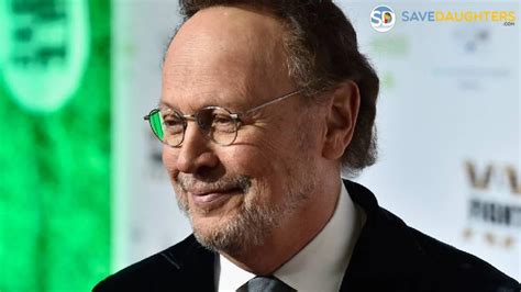 Billy Crystal Net Worth, Height, Age, Wife, Children, Wikipedia