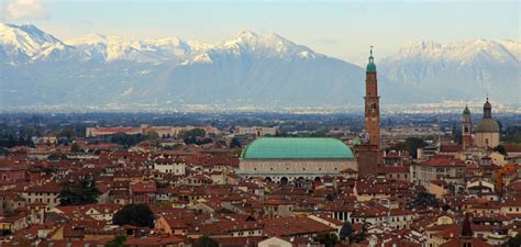 Venice Travel Guide — How to Visit Venice, Italy on a Budget