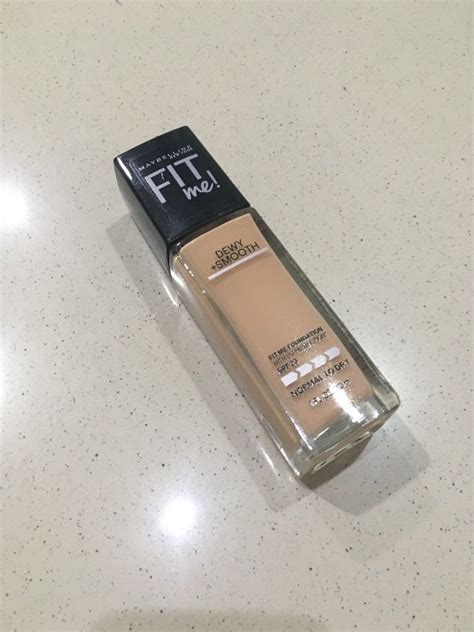 Maybelline Fit Me Foundation Dewy Smooth Nude Beige Kesehatan Kecantikan Rias Wajah Di