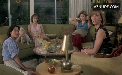 Kim Cattrall Underwear Scene In Live Nude Girls AZNude