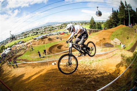 crankworx rotorua downhill presented  ixs aussie domination