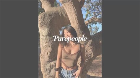 Jade Hallyday Pose Encore En Bikini Son Petit Ami Est Sous Le Charme Le Diaporama Purepeople