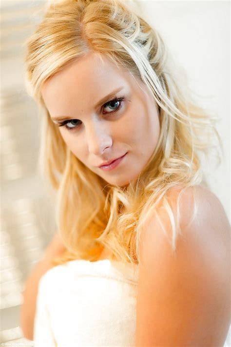 Miela Porn Pictures Xxx Photos Sex Images Pictoa