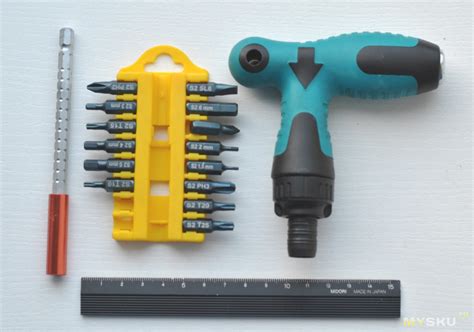 Силовая отвертка-трещетка под биты