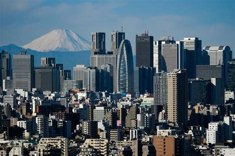 Worlds Largest Pension Fund Japan S Gpif Sees Gain On Stocks Bloomberg