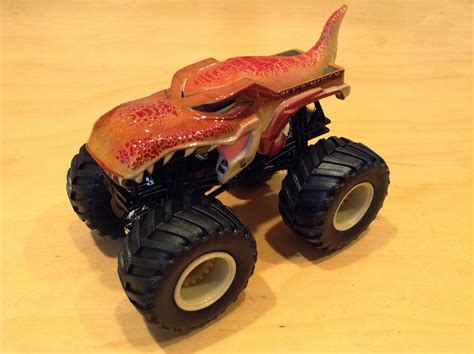 Julian S Hot Wheels Blog Mega Wrex Monster Jam Truck