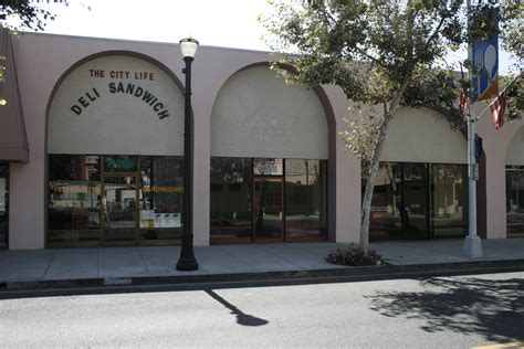 Places to eat in Downey CA are getting national recognition 5