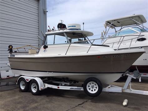 1984 Bayliner Trophy Power Boat For Sale