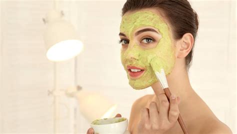 Try These 6 Home Remedies To Get Rid Of Those Pesky Acne Scars