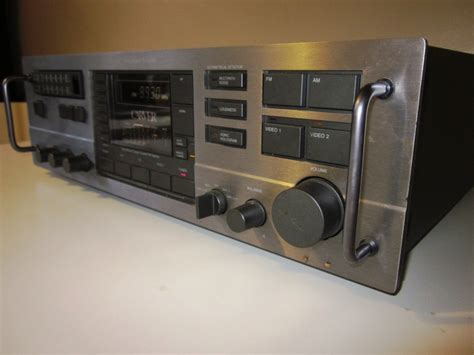 Speakerholic: Carver Model 6250 Receiver