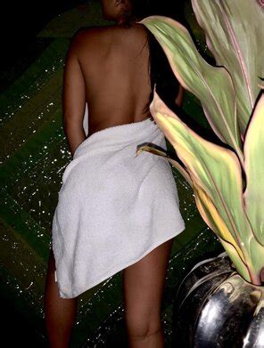 Backwards F Porn Pic