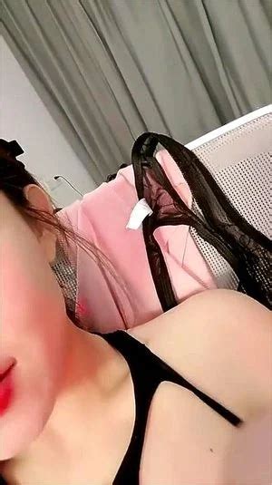 Watch 奶子很正的極品模特情趣絲襪裝大秀誘惑跟狼友互動撩騷揉奶摸逼 Asian Chinese Babe Porn SpankBang