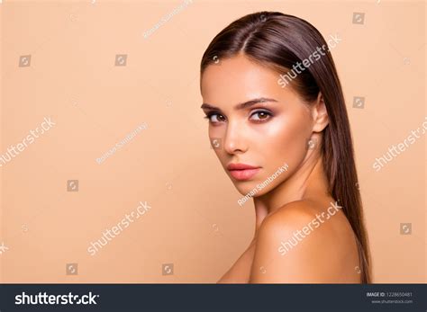 Brunette Female Model With Naked Shoulders Royalty Free Images Stock Photos Pictures